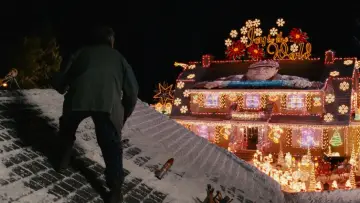 Backdrop to the movie "Deck the Halls" #869117
