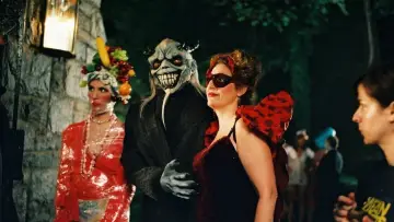 Backdrop to the movie "Satan