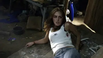 Backdrop to the movie "Wrong Turn" #610036