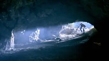 Backdrop to the movie "Abominable" #1073345
