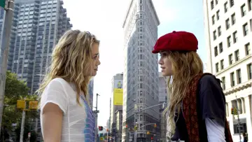 Backdrop to the movie "New York Minute" #1806193