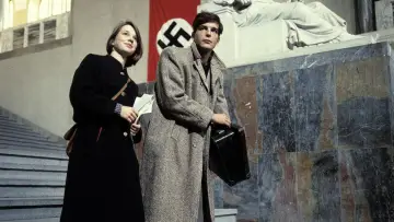Backdrop to the movie "The White Rose" #1569326