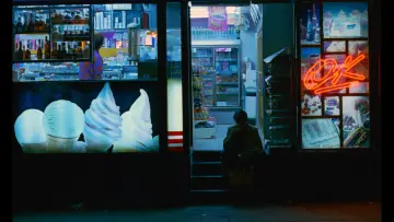 Backdrop to the movie "Chungking Express" #837171