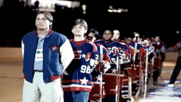 Backdrop to the movie "D2: The Mighty Ducks" #1049804