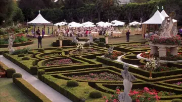 Backdrop to the movie "The Princess Diaries 2: Royal Engagement" #963503