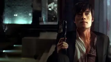 Backdrop to the movie "A Bittersweet Life" #793770
