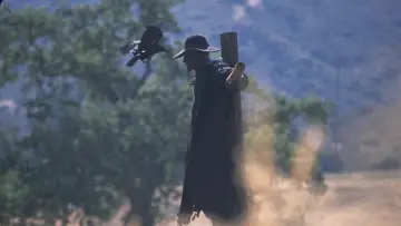 Backdrop to the movie "Jeepers Creepers 2" #1800297