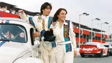 Backdrop to the movie "Herbie Fully Loaded" #327408