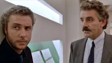 Backdrop to the movie "Manhunter" #720930