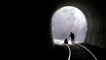 Backdrop to the movie "Memories of Murder" #630469
