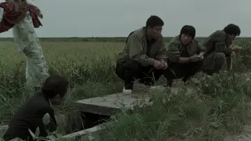 Backdrop to the movie "Memories of Murder" #630478