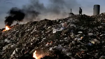 Backdrop to the movie "Memories of Murder" #630488