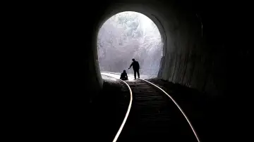 Backdrop to the movie "Memories of Murder" #630493
