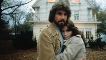 Backdrop to the movie "The Amityville Horror" #327182