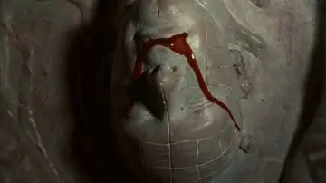 Backdrop to the movie "Hellraiser III: Hell on Earth" #1202029