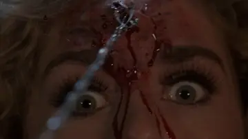 Backdrop to the movie "Hellraiser III: Hell on Earth" #1202035