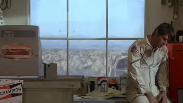 Backdrop to the movie "Capricorn One" #995456