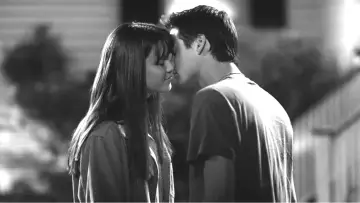 Backdrop to the movie "A Walk to Remember" #697618