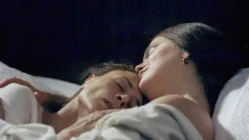 Backdrop to the movie "Cries and Whispers" #1805348