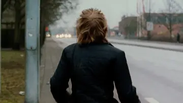 Backdrop to the movie "Lilya 4-ever" #887002