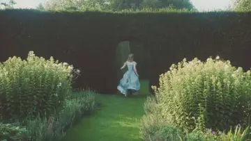 Backdrop to the movie "Alice in Wonderland" #1643123