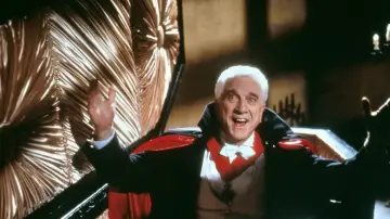 Backdrop to the movie "Dracula: Dead and Loving It" #305853