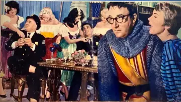 Backdrop to the movie "The Mouse That Roared" #1791955