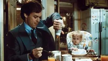 Backdrop to the movie "Mr. Mom" #973116