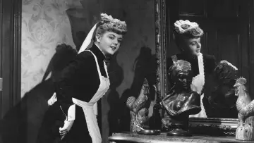 Backdrop to the movie "Gaslight" #688199