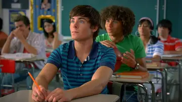 Backdrop to the movie "High School Musical 2" #647013