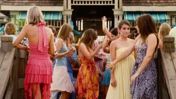 Backdrop to the movie "Aquamarine" #1580930