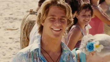 Backdrop to the movie "Aquamarine" #1580933