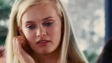 Backdrop to the movie "Aquamarine" #1580957