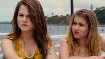 Backdrop to the movie "Aquamarine" #1580967