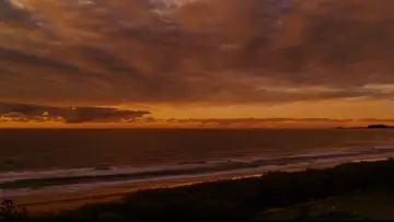 Backdrop to the movie "Aquamarine" #1580986