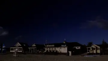 Backdrop to the movie "Aquamarine" #1581059