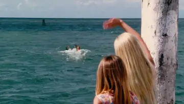 Backdrop to the movie "Aquamarine" #869232