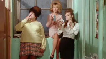 Backdrop to the movie "Female Trouble" #1195416