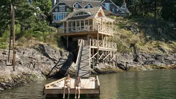 Backdrop to the movie "The Uninvited" #1646143
