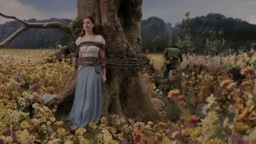 Backdrop to the movie "Ella Enchanted" #693340