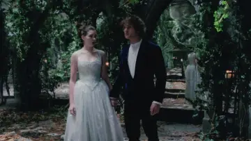 Backdrop to the movie "Ella Enchanted" #693387