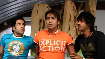 Backdrop to the movie "Golmaal Returns" #1834760