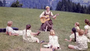 Backdrop to the movie "The Sound of Music" #962201