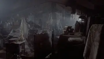 Backdrop to the movie "Flowers in the Attic" #428730