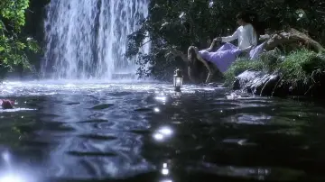 Backdrop to the movie "Devdas" #889634