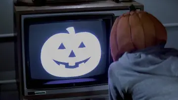Backdrop to the movie "Halloween III: Season of the Witch" #882100