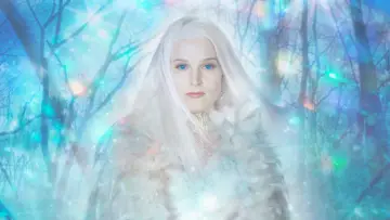 Backdrop to the movie "Snow Queen" #1067309