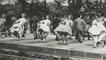 Backdrop to the movie "Seven Brides for Seven Brothers" #989920