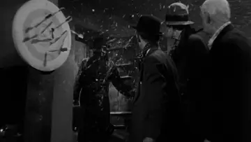 Backdrop to the movie "The Invisible Man" #895151