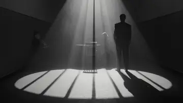 Backdrop to the movie "The Man Who Wasn